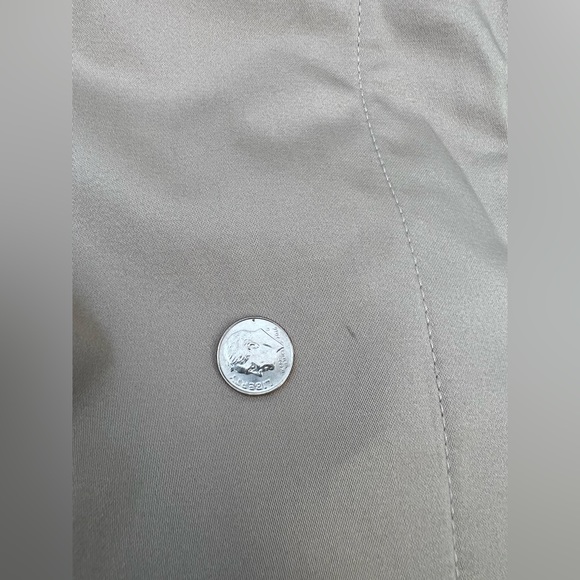 Classic vintage tan beige GAP coat with lining - Picture 9 of 12